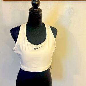 NWT Nike Swoosh Plus Size White Sports Bra Dri-fit Classic Style, Sz XXL